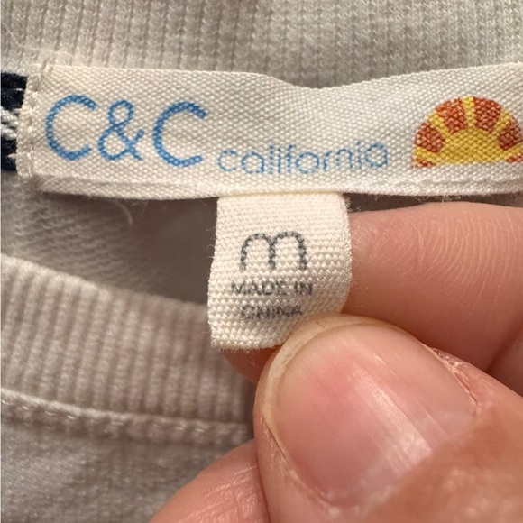 Women’s Cream Long-Sleeve Graphic Tee - 'Here Comes the Sun' MEDIUM - Picture 5 of 5